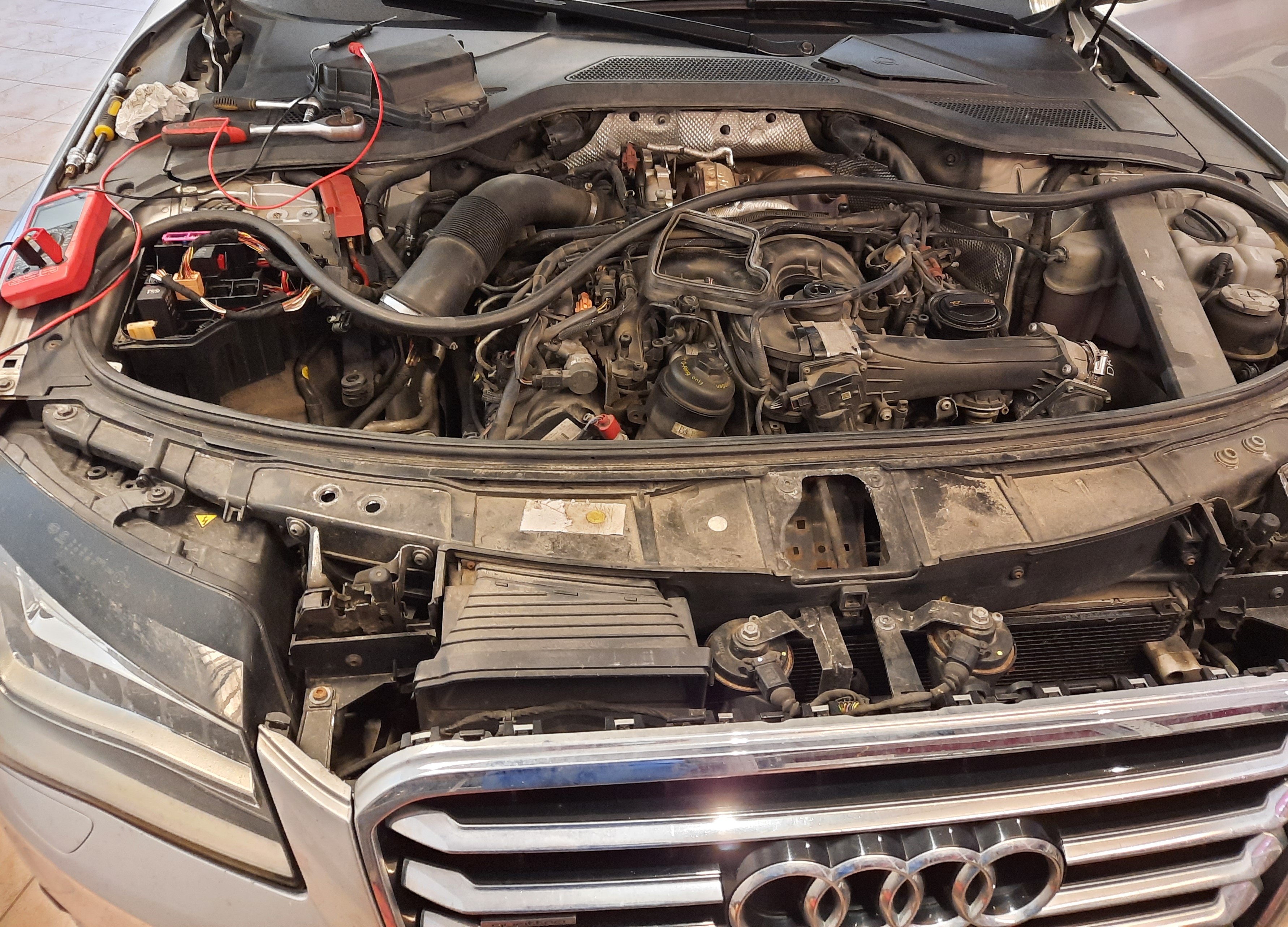 Audi multimeter